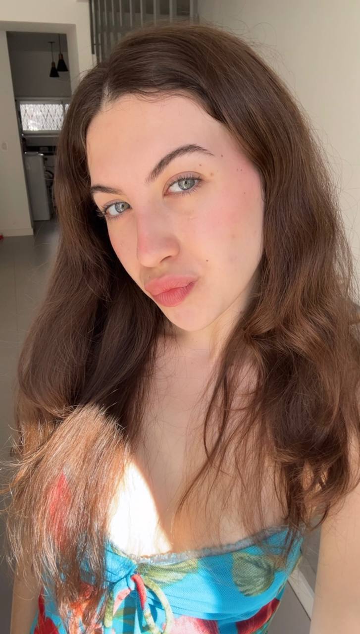 Nude girl Amber in Hubli