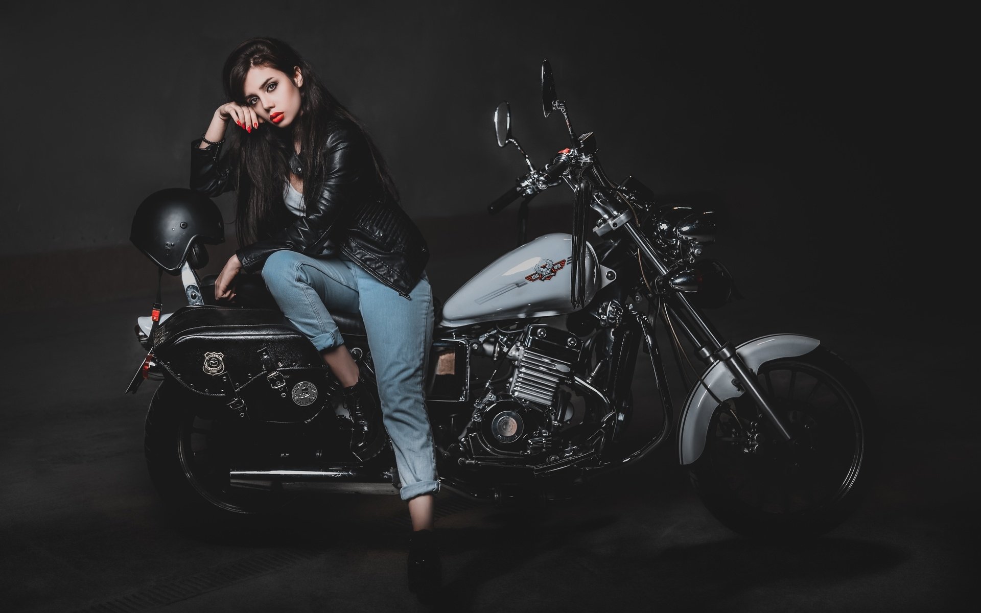 Biker girls: style and drive in Hubli
